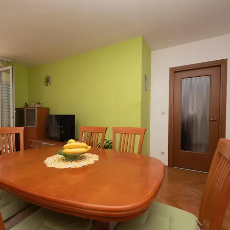 Apartament Cipile